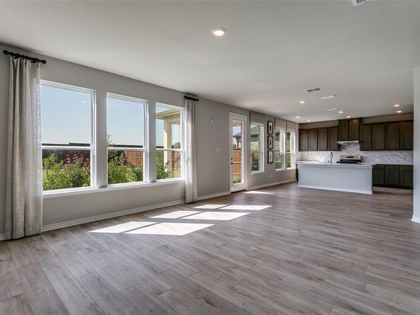 107  Rockwood Drive , Justin Texas 76247