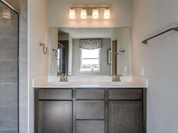107  Rockwood Drive , Justin Texas 76247