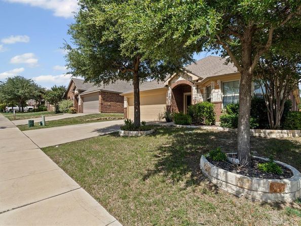8617  Vista Royale Drive , Fort Worth Texas 76108