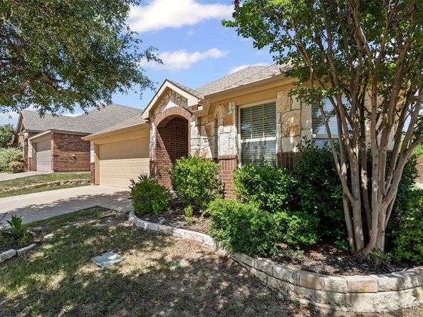 8617  Vista Royale Drive , Fort Worth Texas 76108
