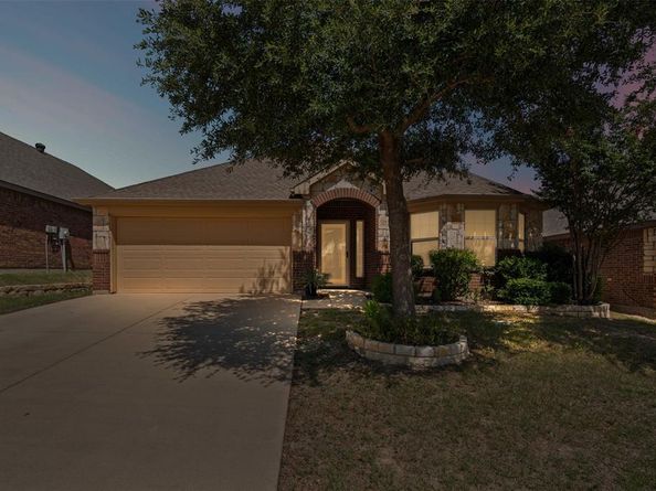 8617  Vista Royale Drive , Fort Worth Texas 76108
