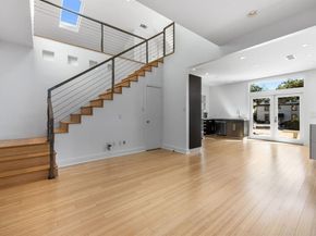 2610  State Street , Dallas Texas 75204