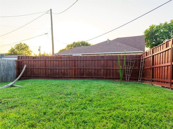 5167  Berridge Lane , Dallas Texas 75227