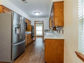 2881  Selma Lane , Farmers Branch Texas 75234