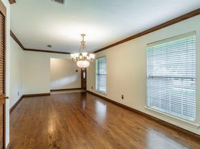 2881  Selma Lane , Farmers Branch Texas 75234