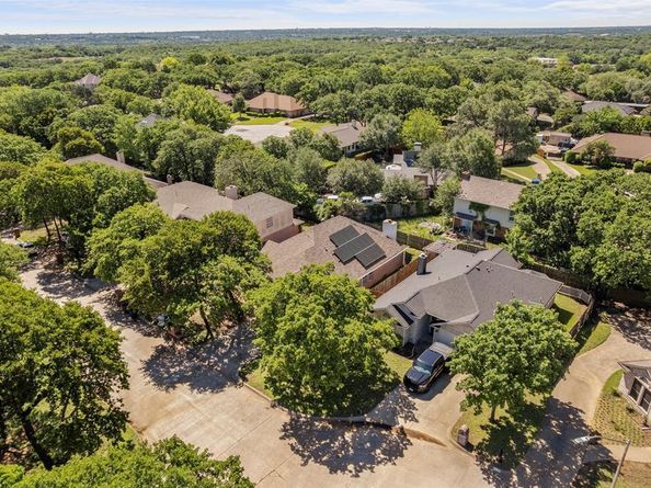 7632  Arbor Ridge Court , Fort Worth Texas 76112