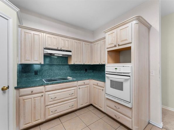 7632  Arbor Ridge Court , Fort Worth Texas 76112