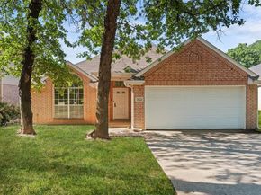 7632  Arbor Ridge Court , Fort Worth Texas 76112