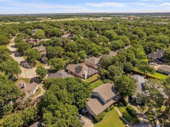 7632  Arbor Ridge Court , Fort Worth Texas 76112