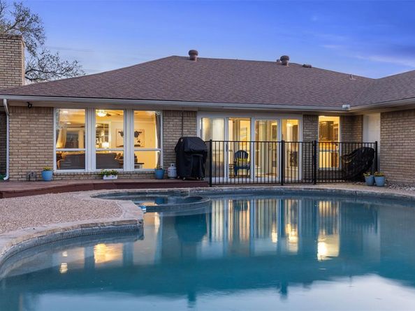 1105 E Spring Valley Road , Richardson Texas 75081