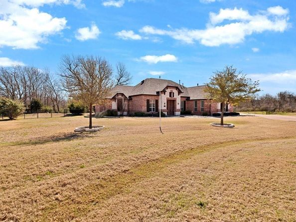 2885  Forest Hills Drive , Cross Roads Texas 76227