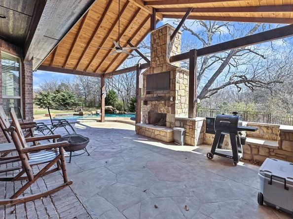 2885  Forest Hills Drive , Cross Roads Texas 76227