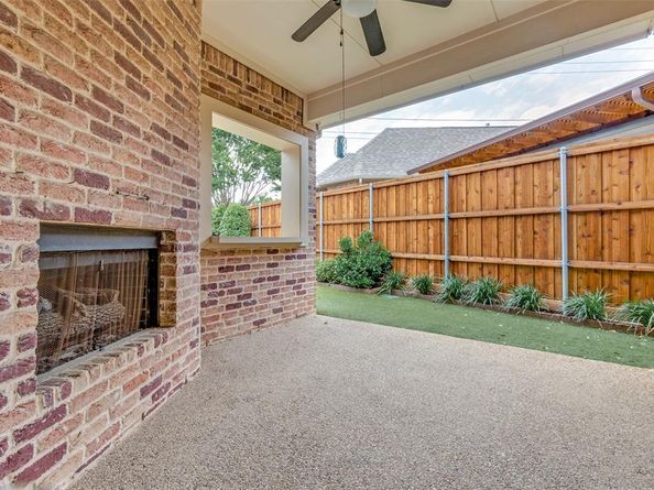 13  Cochran Oaks Lane , Dallas Texas 75220