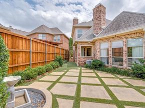 13  Cochran Oaks Lane , Dallas Texas 75220