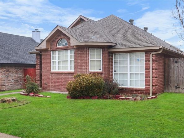 2323  Weatherby Drive , Mesquite Texas 75181