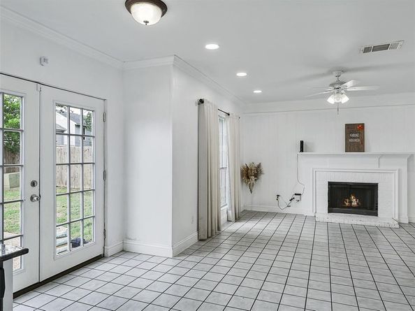 2501  Dahlia Drive , Fort Worth Texas 76123
