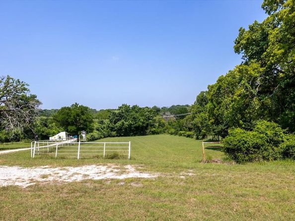 7750  Hanger Cutoff Road , Fort Worth Texas 76135