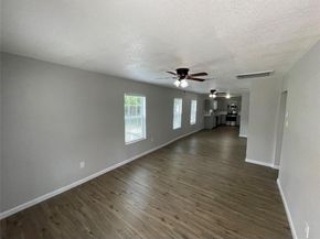 2722  Hector Street , Dallas Texas 75210