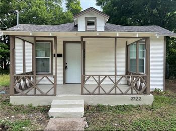 2722  Hector Street 