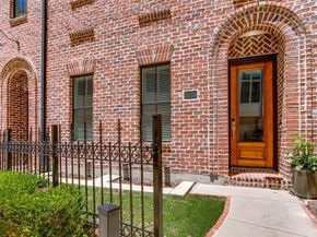 2123  Diversey Street , Dallas Texas 75201