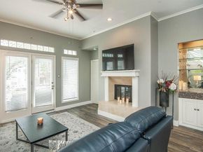 4040  Avondale Avenue  302, Dallas Texas 75219