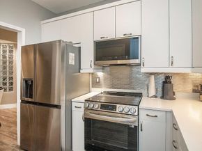 4040  Avondale Avenue  302, Dallas Texas 75219