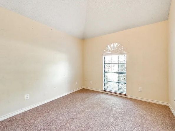 1101  Shawnee Trail , Carrollton Texas 75007
