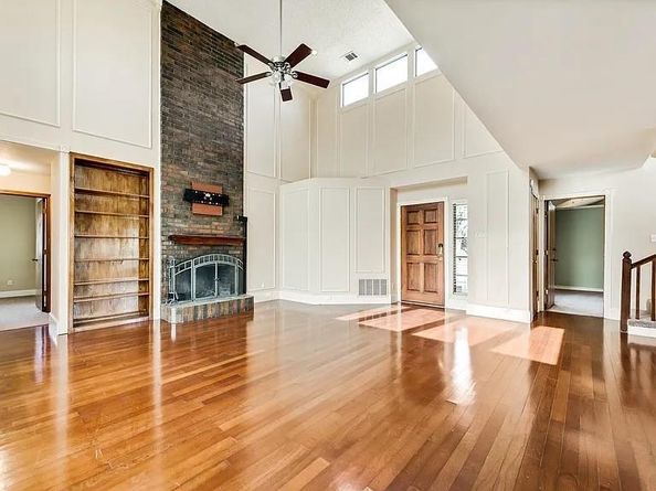 1101  Shawnee Trail , Carrollton Texas 75007