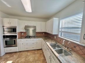 1101  Shawnee Trail , Carrollton Texas 75007