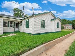 1124 E Mulkey Street , Fort Worth Texas 76104