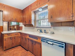 1124 E Mulkey Street , Fort Worth Texas 76104