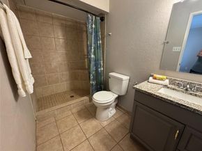 913  Valley View Drive , Allen Texas 75002