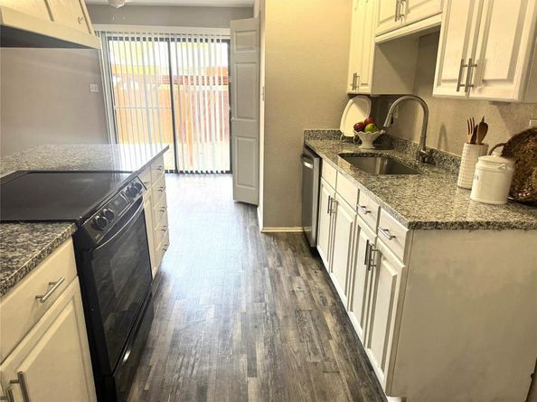 913  Valley View Drive , Allen Texas 75002