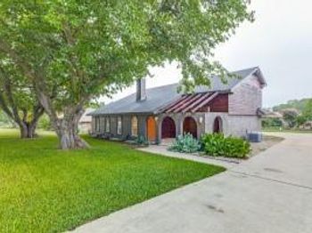 7640  Skylake Drive 
