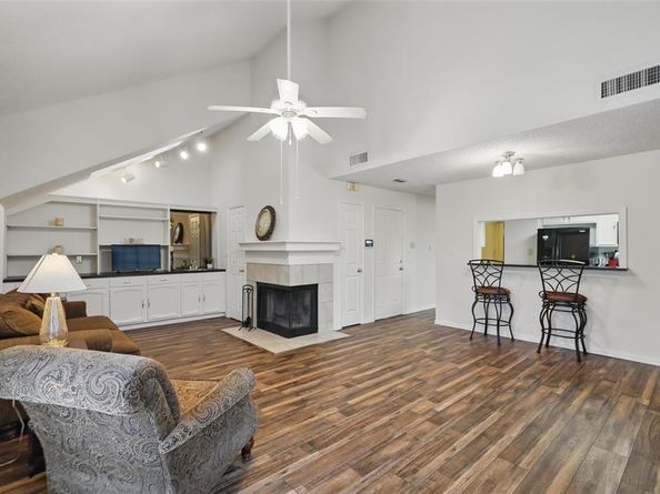 5590  Spring Valley Road  C208, Dallas Texas 75254