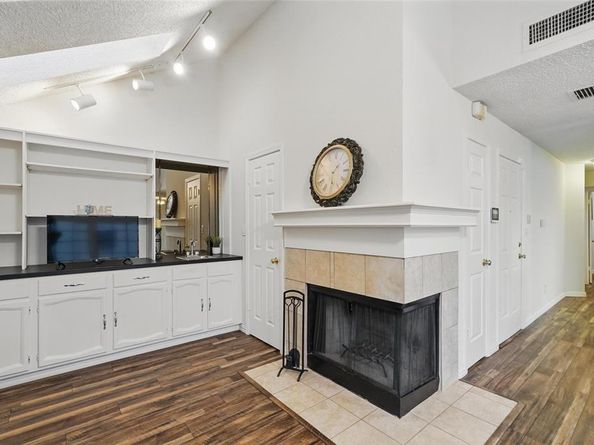 5590  Spring Valley Road  C208, Dallas Texas 75254