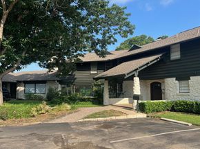 2902  Shady Lake Circle , Carrollton Texas 75006