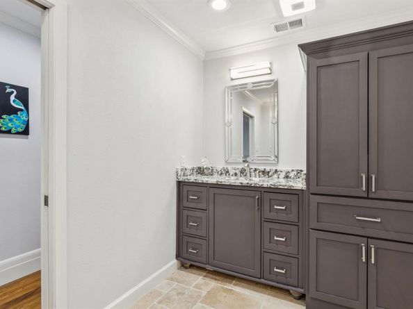 2902  Shady Lake Circle , Carrollton Texas 75006