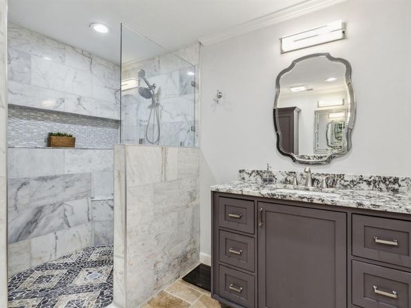 2902  Shady Lake Circle , Carrollton Texas 75006