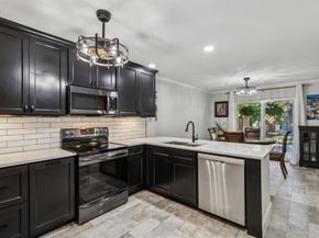 2902  Shady Lake Circle , Carrollton Texas 75006