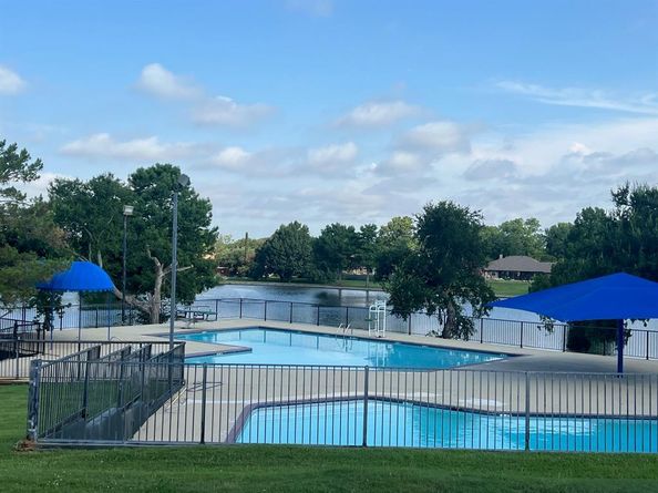 2902  Shady Lake Circle , Carrollton Texas 75006