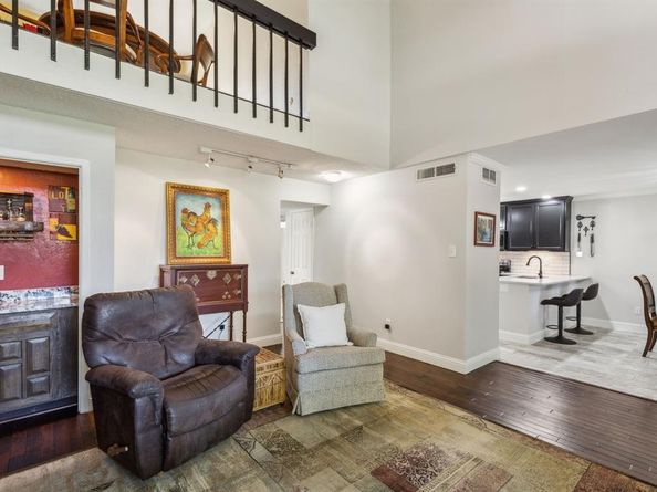 2902  Shady Lake Circle , Carrollton Texas 75006