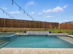 2010  Hollowcreek Trail , Lewisville Texas 75010