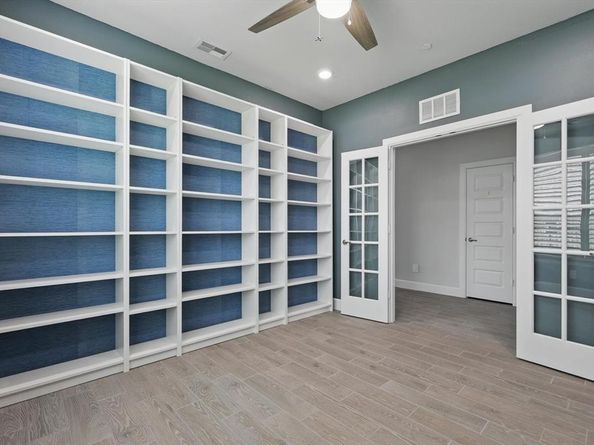 2010  Hollowcreek Trail , Lewisville Texas 75010