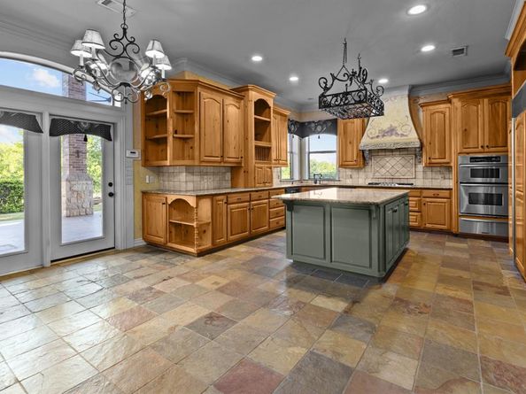 1019  Walnut Falls Circle , Mansfield Texas 76063