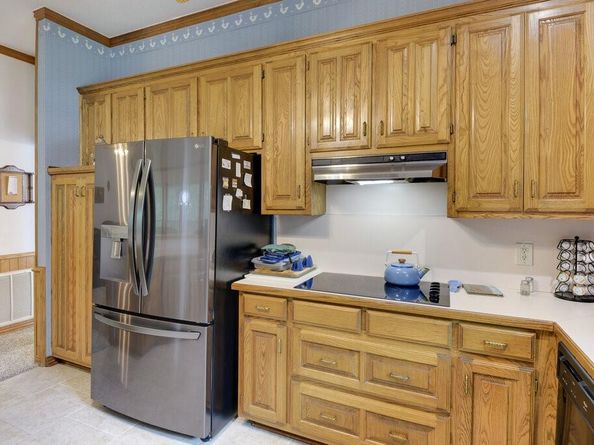 4901  Hidden Oaks Lane , Arlington Texas 76017