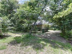 4901  Hidden Oaks Lane , Arlington Texas 76017