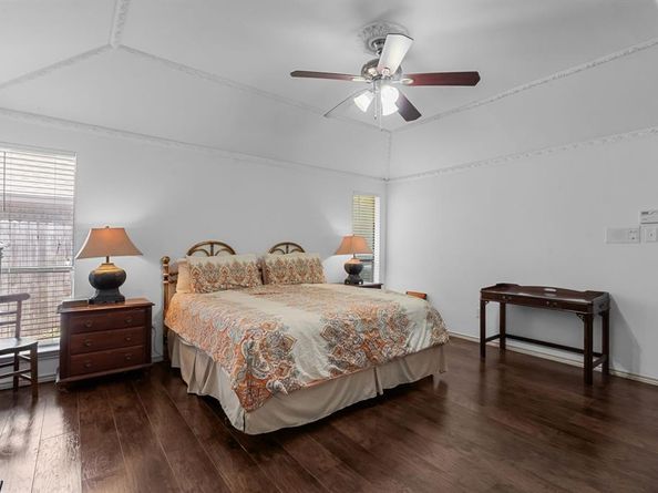 309  Faircrest Drive , Garland Texas 75040