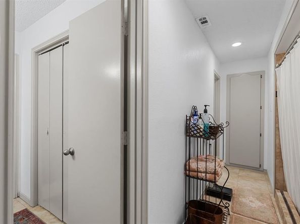 309  Faircrest Drive , Garland Texas 75040
