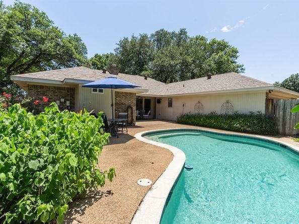 309  Faircrest Drive , Garland Texas 75040